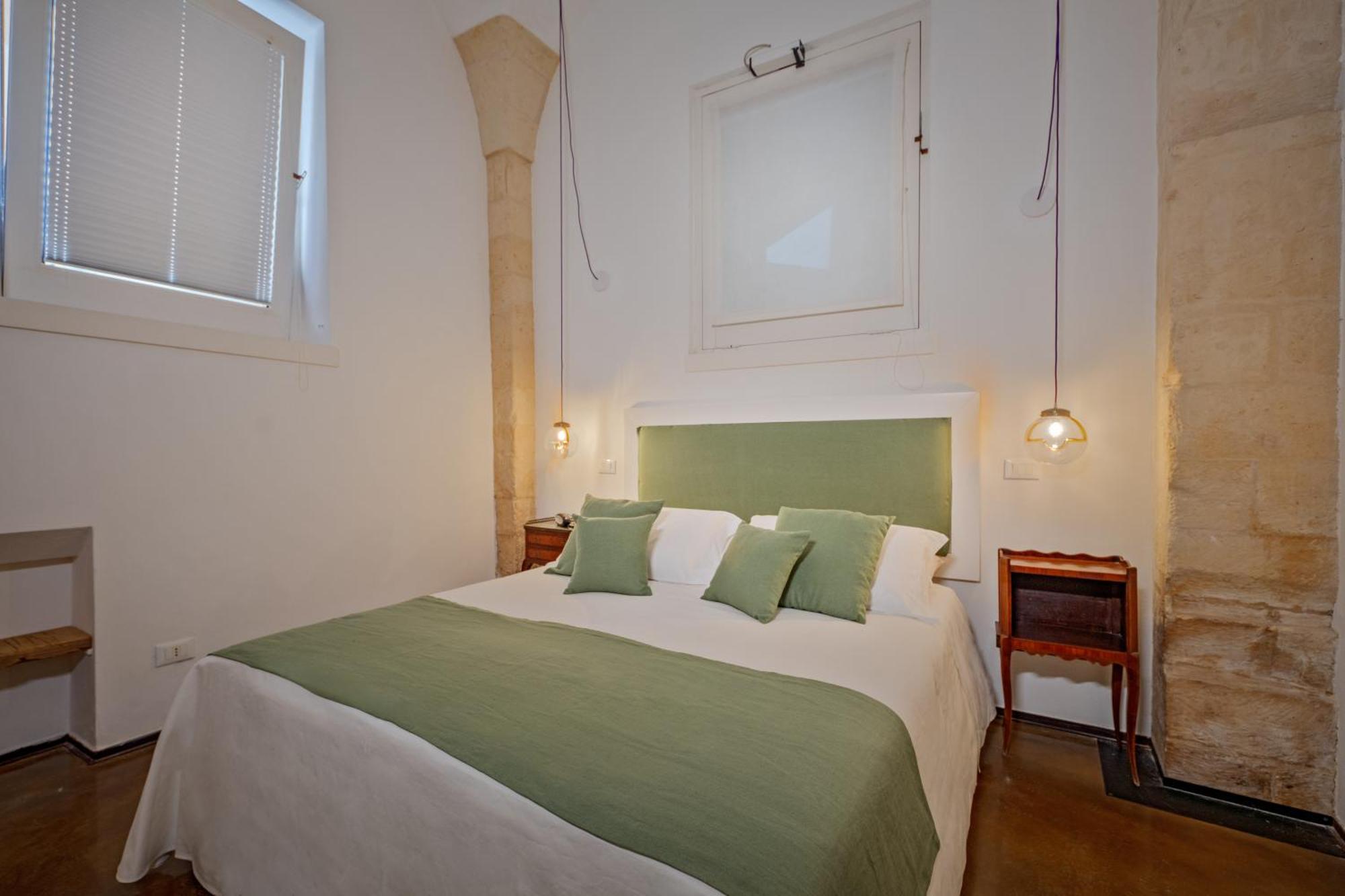 Bed and Breakfast Palazzo Persone Dimora Storica Лечче Экстерьер фото
