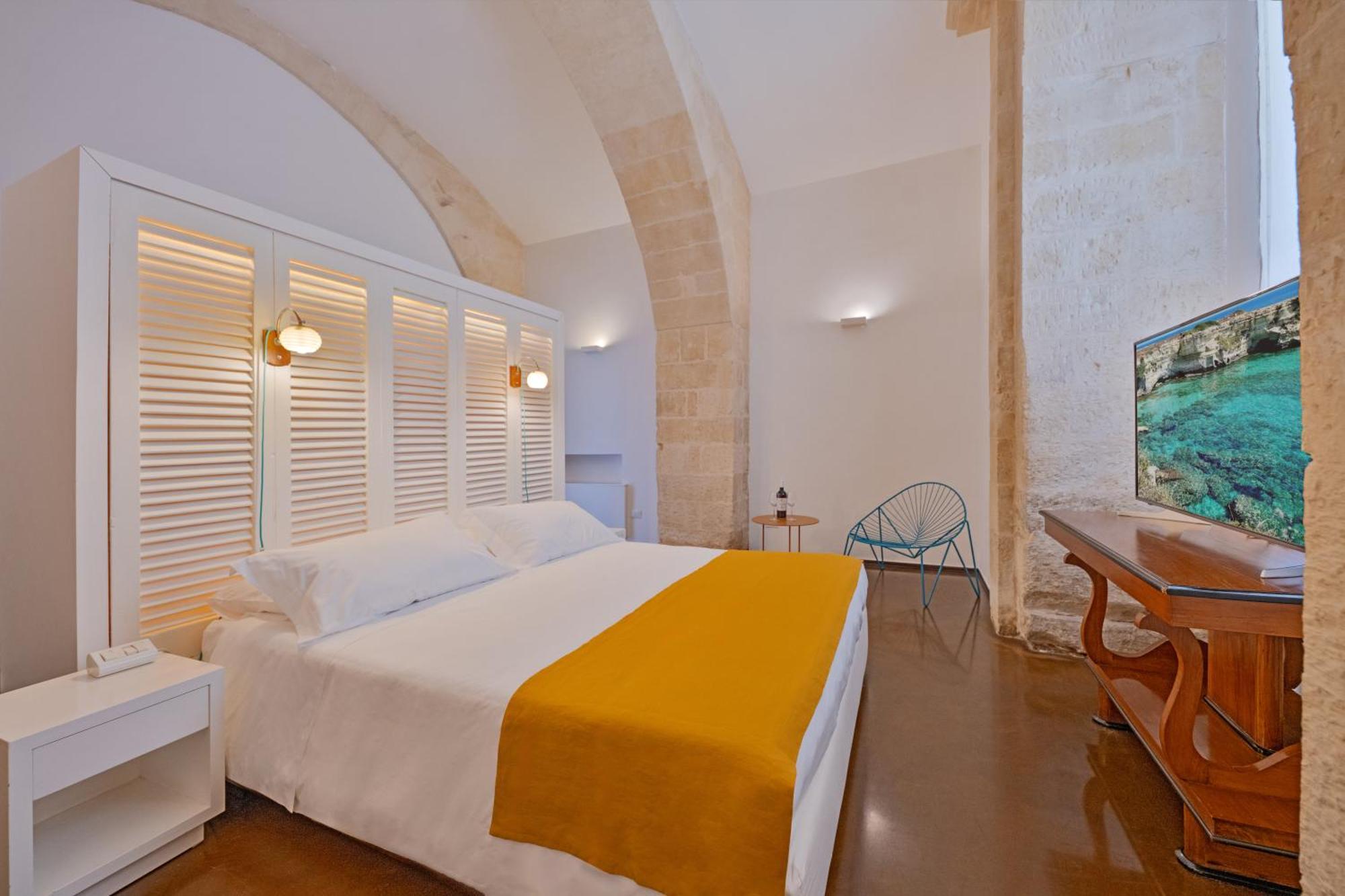 Bed and Breakfast Palazzo Persone Dimora Storica Лечче Экстерьер фото