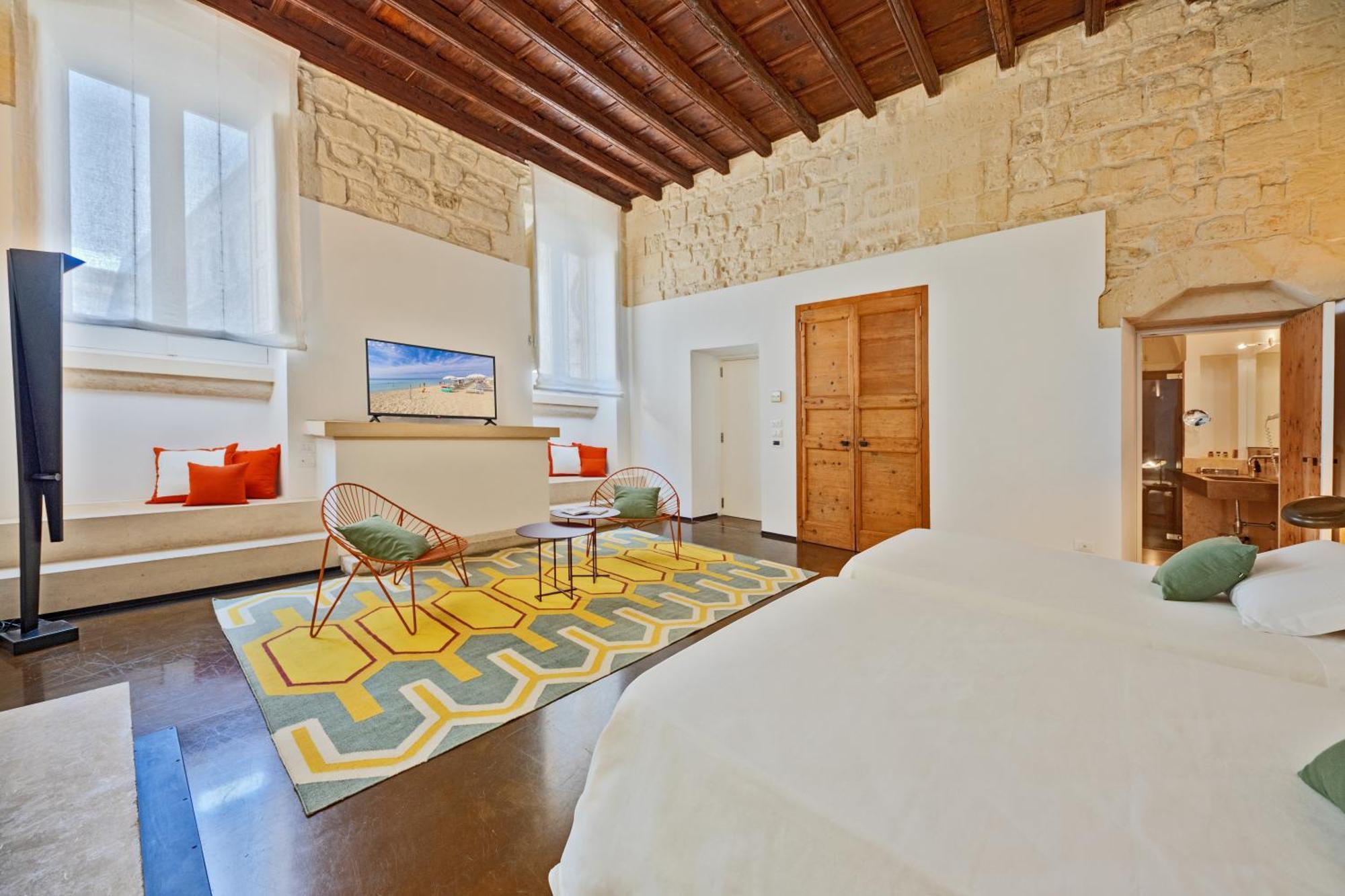 Bed and Breakfast Palazzo Persone Dimora Storica Лечче Экстерьер фото