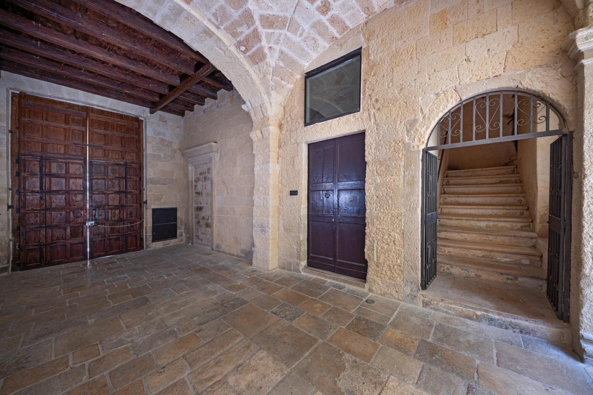 Bed and Breakfast Palazzo Persone Dimora Storica Лечче Экстерьер фото
